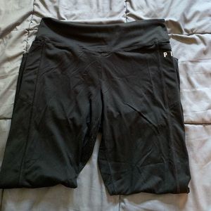 Black workout leggings
